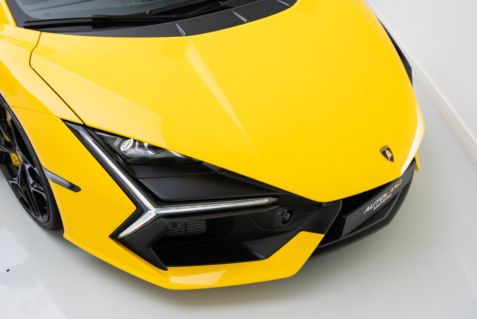 2025 LAMBORGHINI REVUELTO | GCC | MAIN DEALER WARRANTY AND SERVICE
